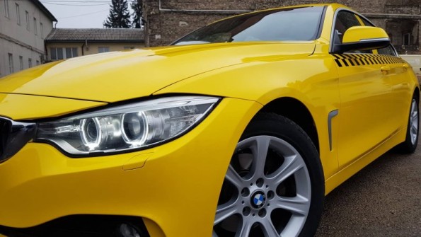 taxi sárgítás, taxi fóliázás