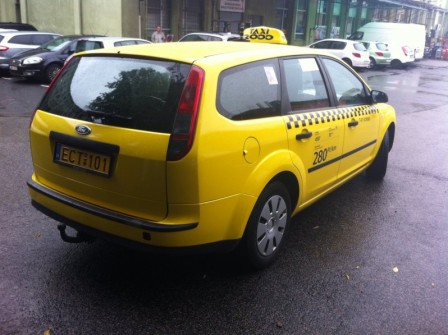 taxi sárga