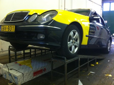 taxi sárgítás, taxi fóliázás