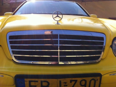 taxi sárgítás, taxi fóliázás