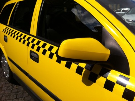 taxi sárga