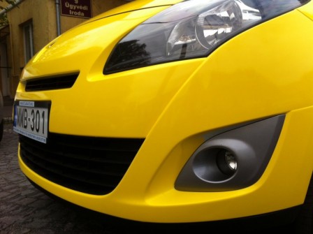 taxi sárgítás, taxi fóliázás