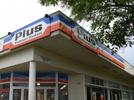 kirakat dekoráció, portál